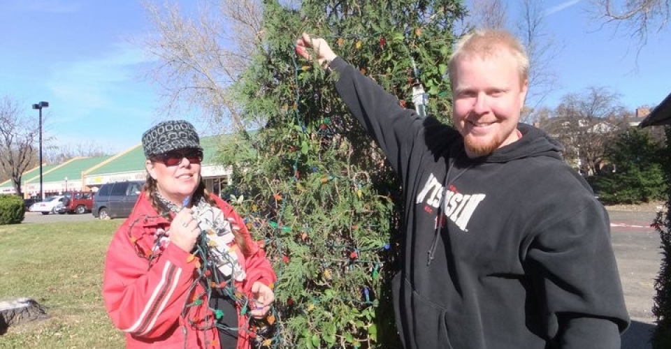 73696_155039421205534_2575530_n