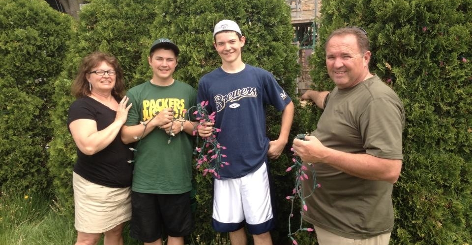 942888_547169905325815_1174348938_n